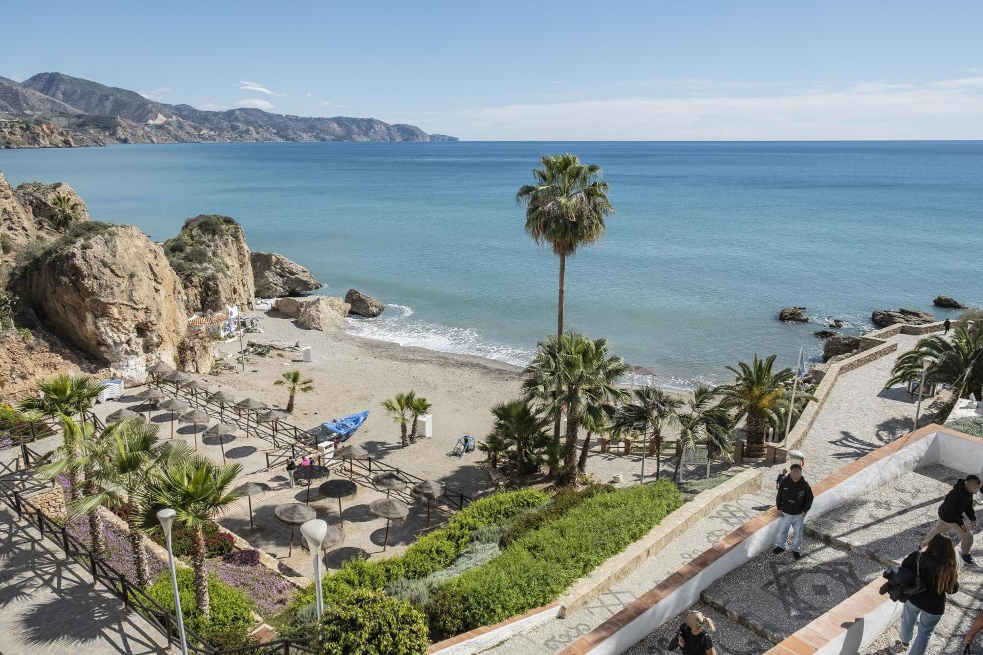 Bright Spacious 1 Bed Apartment Nerja Exteriör bild